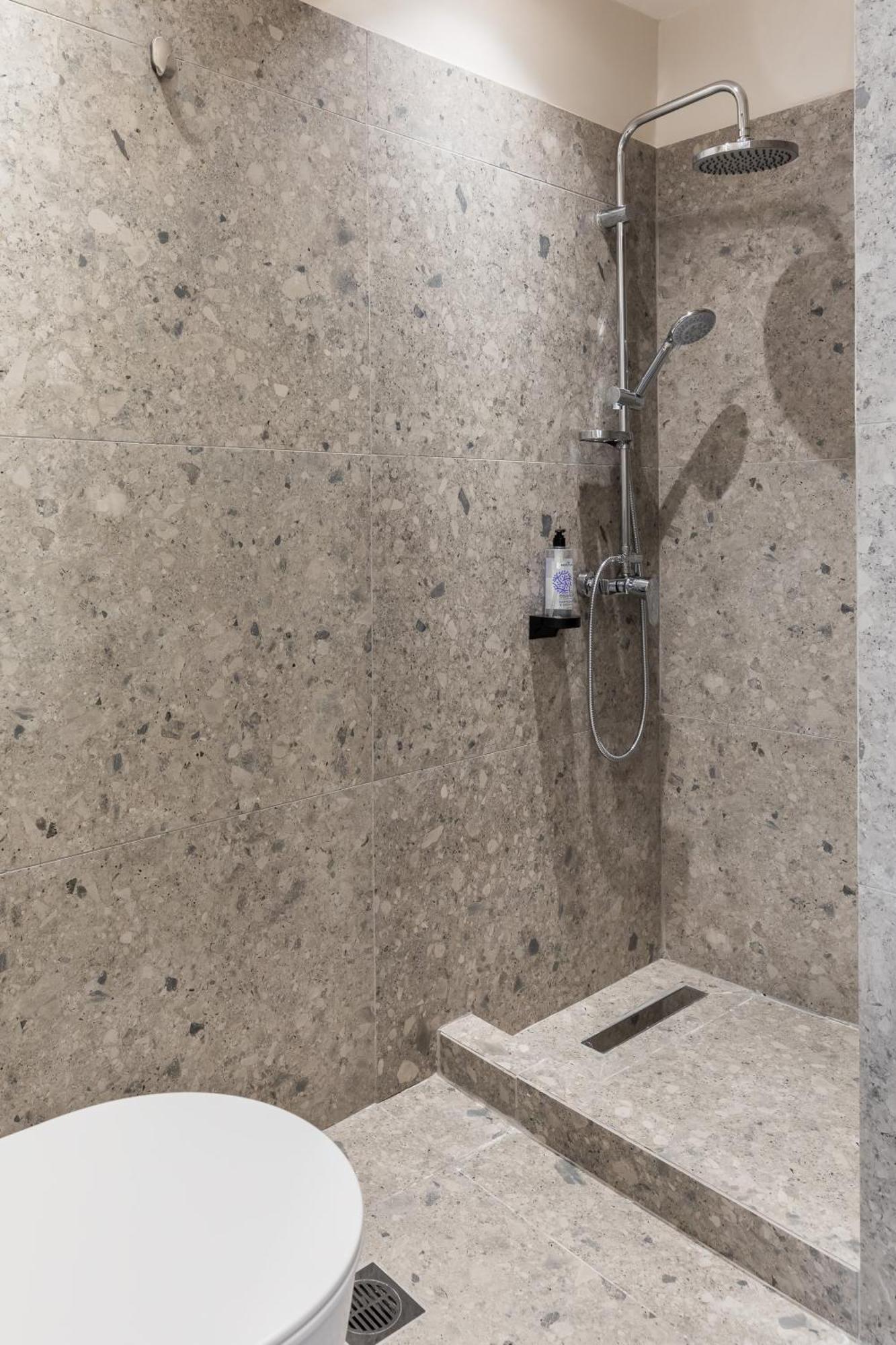 סלוניקי Amber Studios & Suites By Halu! מראה חיצוני תמונה